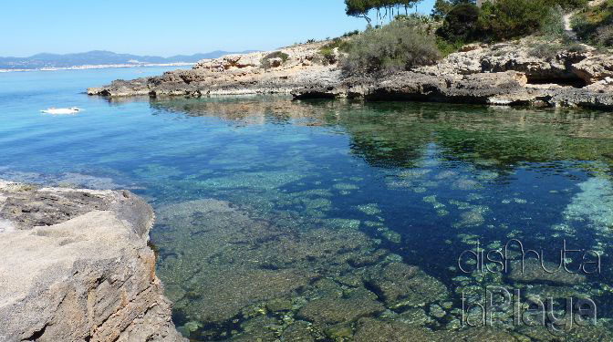 Caló de ses Lleonardes